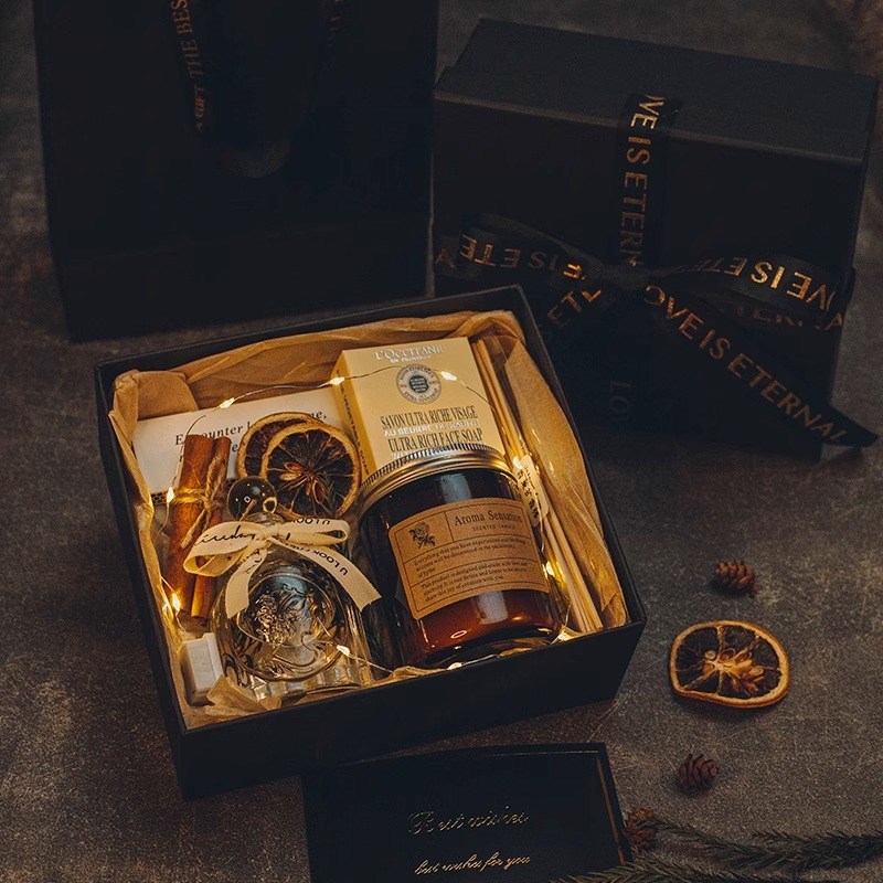 香薰蜡烛礼盒浪漫感礼物小众高级感闺蜜生日礼物实用的结婚伴手礼