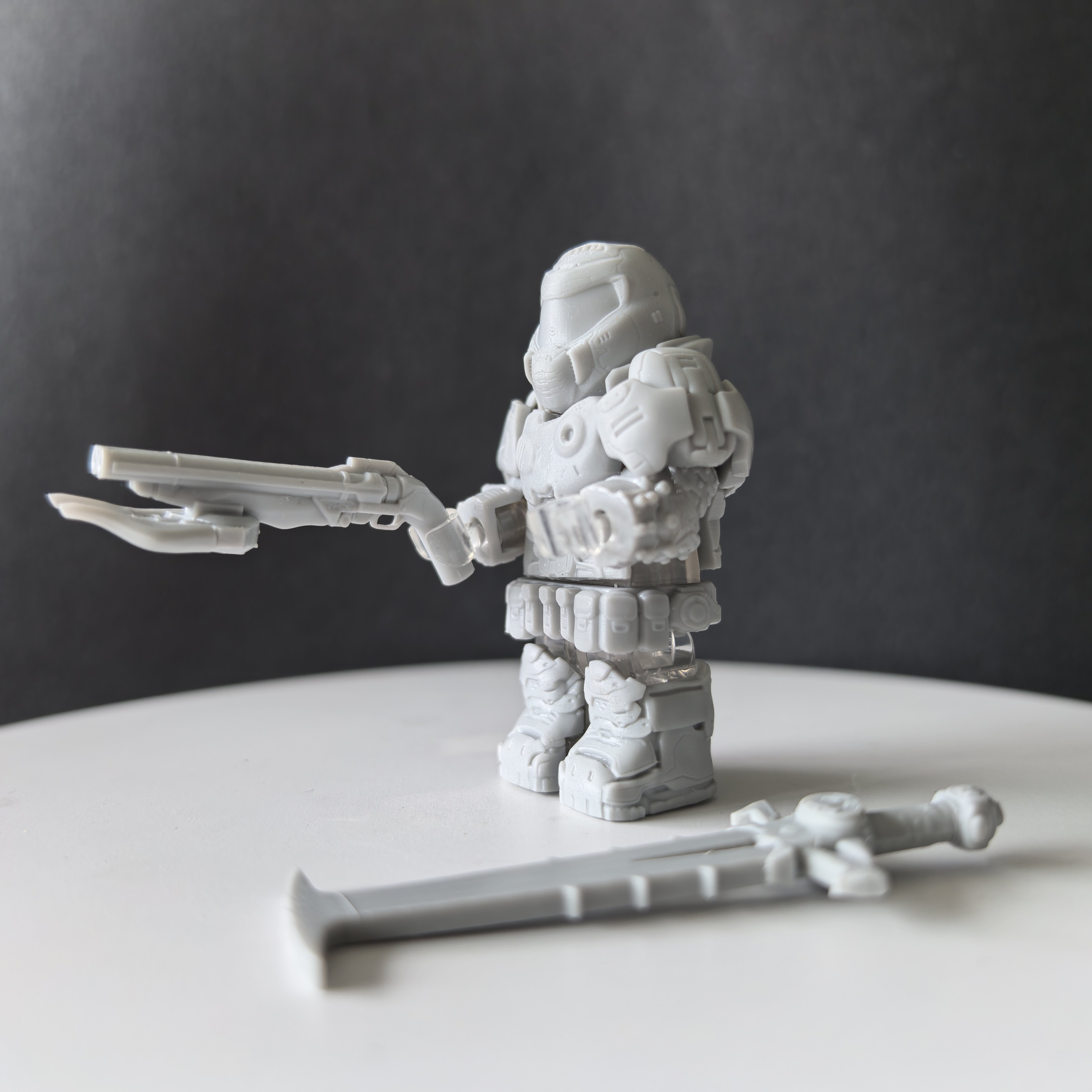 DOOM SLAYER毁灭战士|光固化打印的第三方MOC小人仔穿戴白模