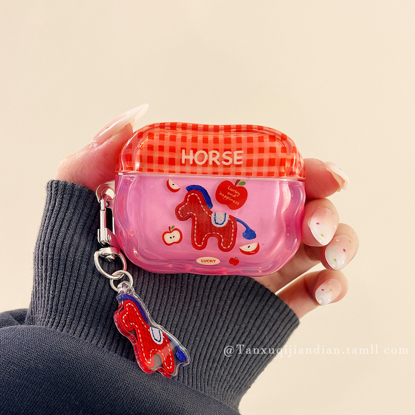 新年可爱卡通小马情侣适用苹果Airpodspro3保护套苹果蓝牙无线1/2代新三代AirPods4代airpodpro2耳机壳马年女