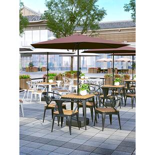 户外塑木桌椅组合带遮阳伞室外庭院花园休闲外摆桌椅商业街餐桌椅