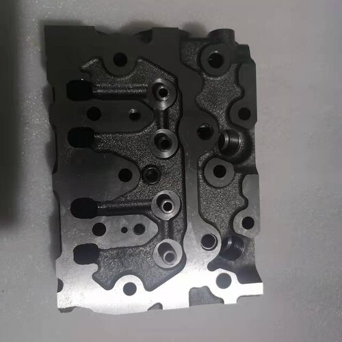 高品质农机配件 发动机 2TNE68配件 缸盖  用于洋马发动机