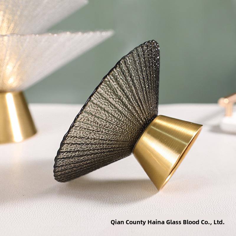 2025红人网红铜底玻璃水果盘糖果盘干果盘玻璃水果盘装饰高底水果