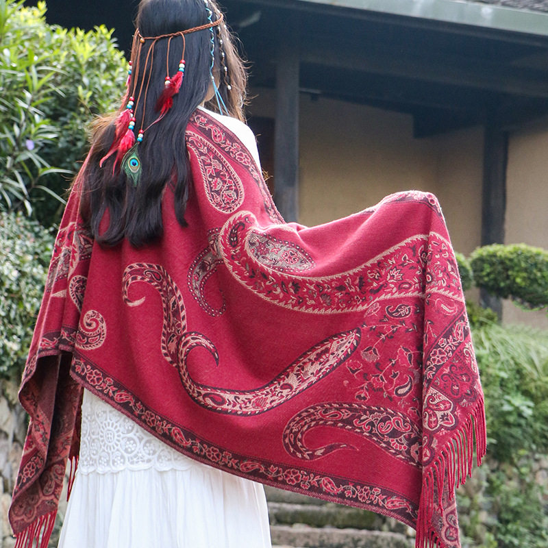 秋冬旅游民族风围巾斗篷披肩两用加厚腰果纹仿羊绒女川西穿搭装饰
