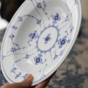 青山陶瓷唐草帽8.5寸板青花瓷板高温釉下彩餐具