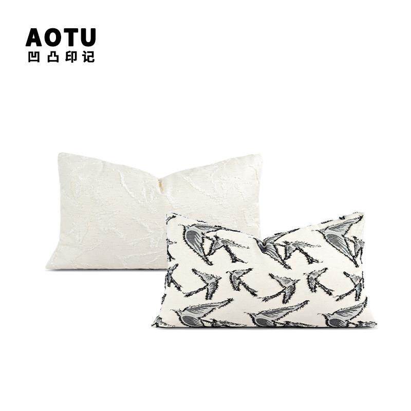 长方形燕子抱枕轻奢高级感靠枕客厅沙发靠垫办公室超大靠背设计师