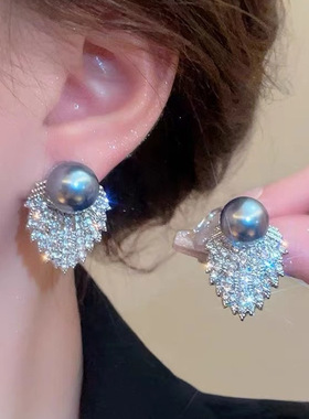 小众高级感轻奢气质耳饰灰色仿珍珠耳饰耳钉女法式设计镶钻耳环女