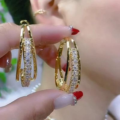 高级感锆石圈圈耳环耳圈女2023年新款潮轻奢气质百搭圆脸显瘦耳饰