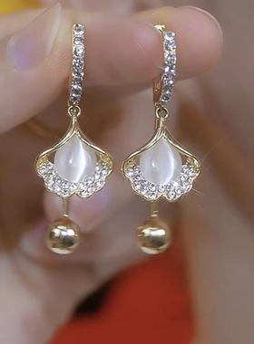 香槟色银杏叶耳钉镶钻珍珠猫眼石耳环独特漂亮耳饰轻奢耳坠耳扣