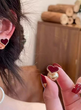 新款新年红色爱心两戴式耳钉复古港风气质轻奢高级感珍珠耳环耳饰