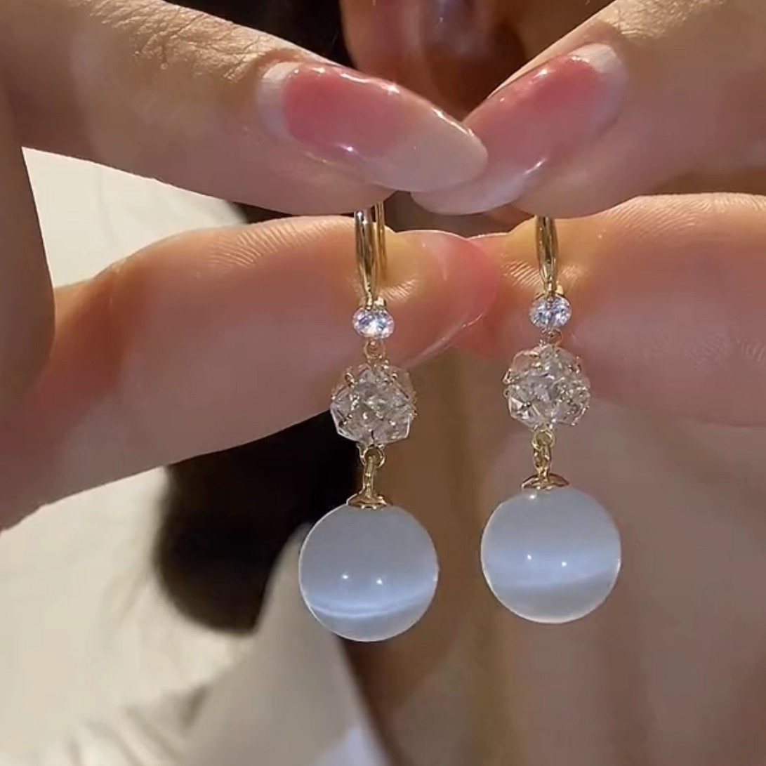 2025年新款气质长款猫眼石耳环轻奢时尚百搭耳坠精致优雅甜美耳饰