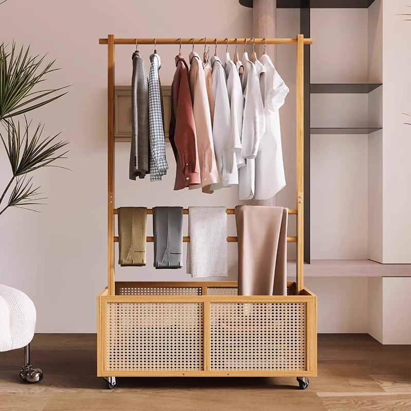 2025新款轻奢转角落地衣架带轮卧室多功能挂衣帽架高级隔夜