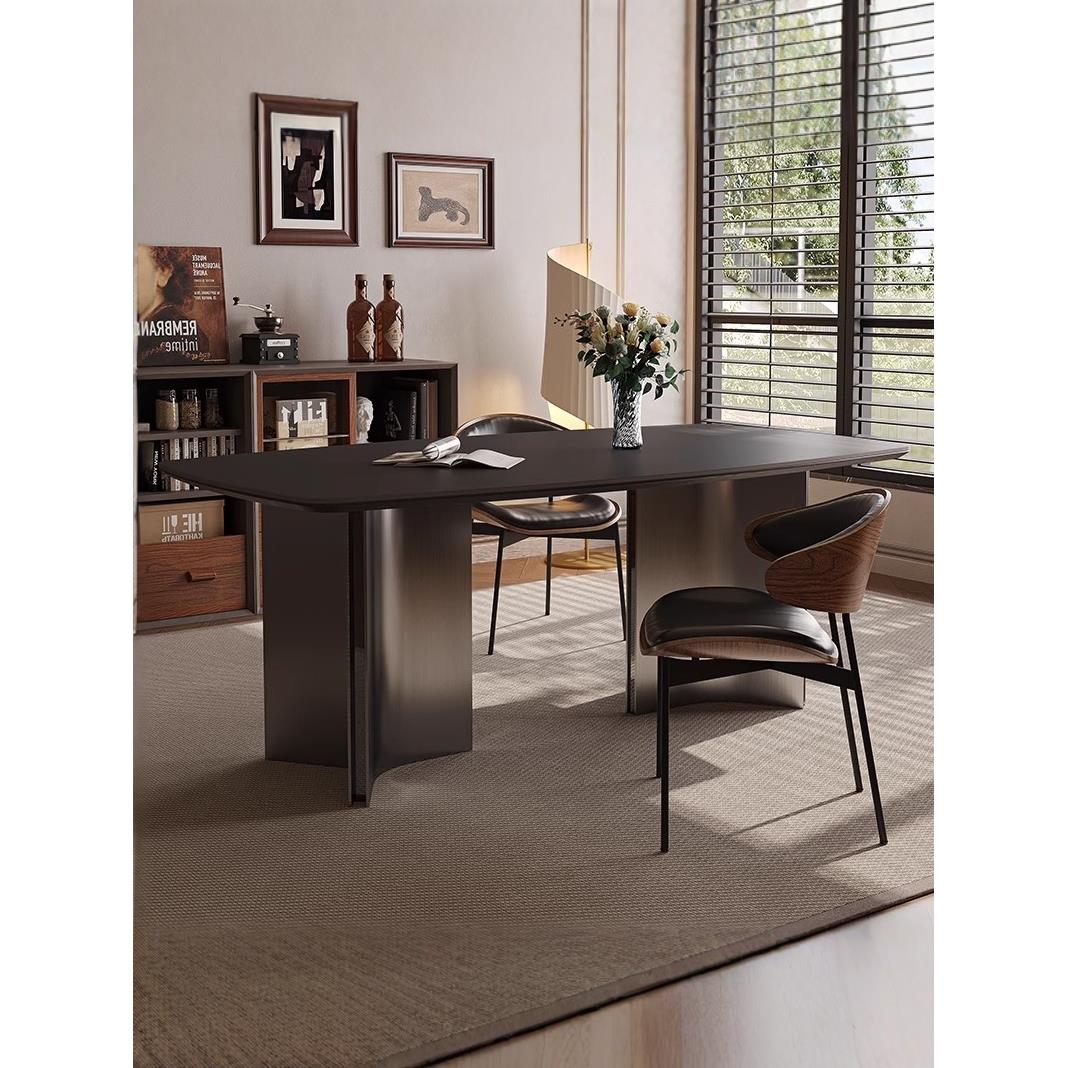 2025新款高端意式极简岩板餐桌椅组合现代简约轻奢家用小户型饭桌