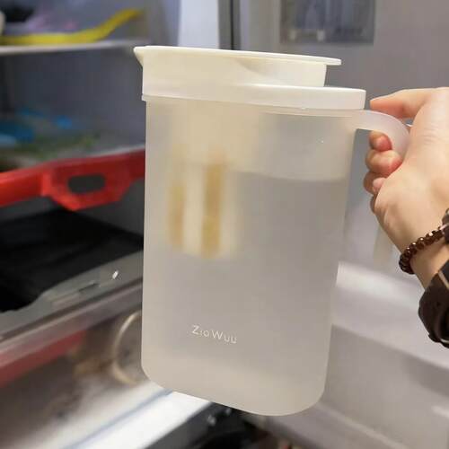 冰箱冷水壶耐高温大容量加厚家用密封不漏冷泡壶花茶泡茶壶吨吨桶