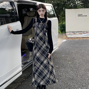 黑色富家千金套装裙酷飒内搭吊带连衣裙女秋冬裙套U装两件套长裙
