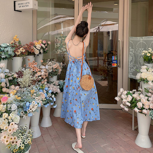 沙滩连衣裙三亚夏季女海边海滩度假碎花超仙很仙的U夏装裙蓝色长