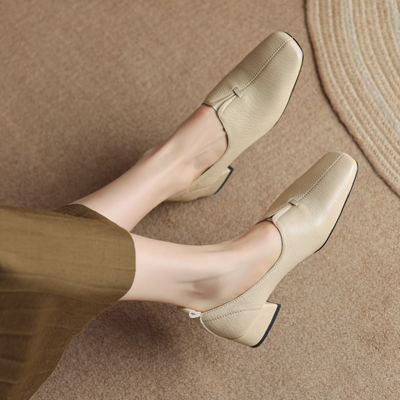 复古粗跟方头深口休闲小皮鞋女春秋季H新款舒适真皮中跟通勤单鞋