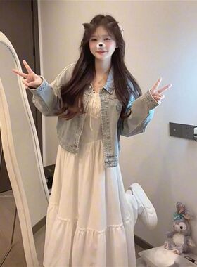 夏季韩系甜美风复古牛仔短款夹克外套女搭配白色吊带连衣裙两件套