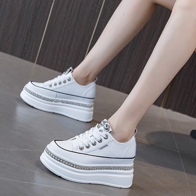 高级感内增高女鞋2025年春季新款时尚百搭7cm厚底休闲网鞋小白鞋
