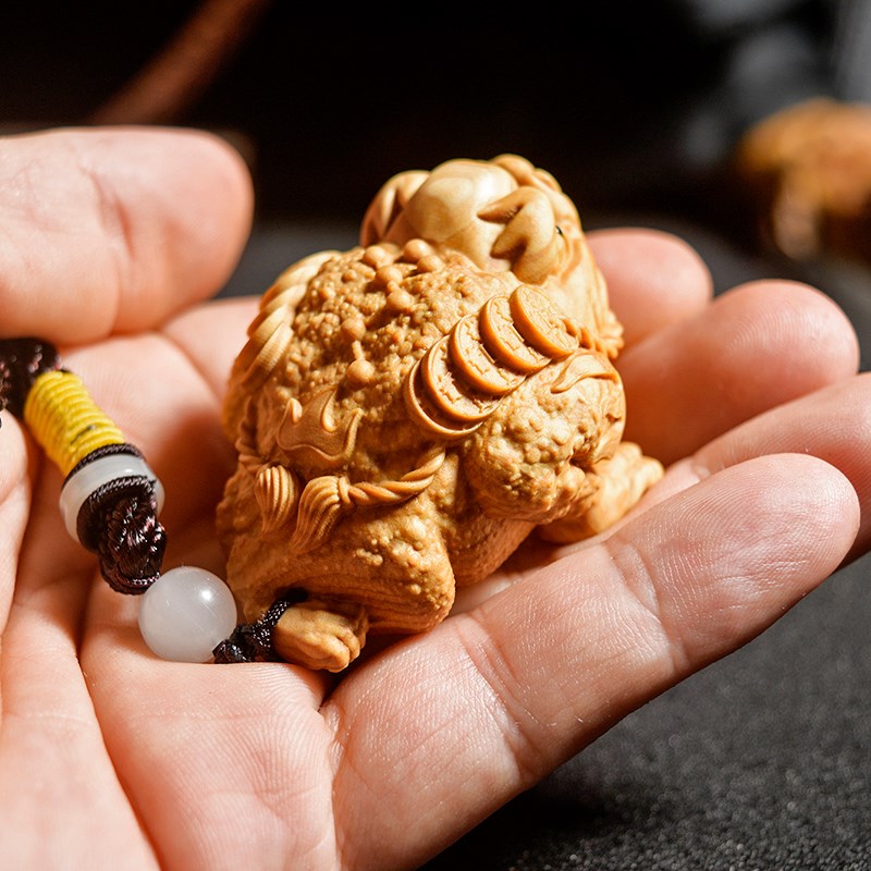 小叶黄杨木雕《招财金蟾》手工文玩手把玩件挂件木质随身工艺礼品