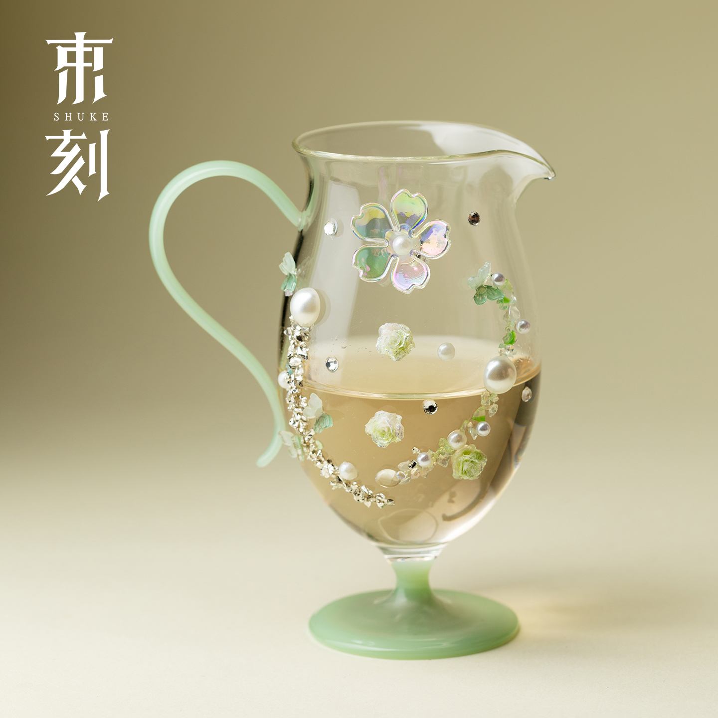 束刻 绿野蝶舞高级感玻璃公道杯带玉把个性diy家用茶海分茶器均杯