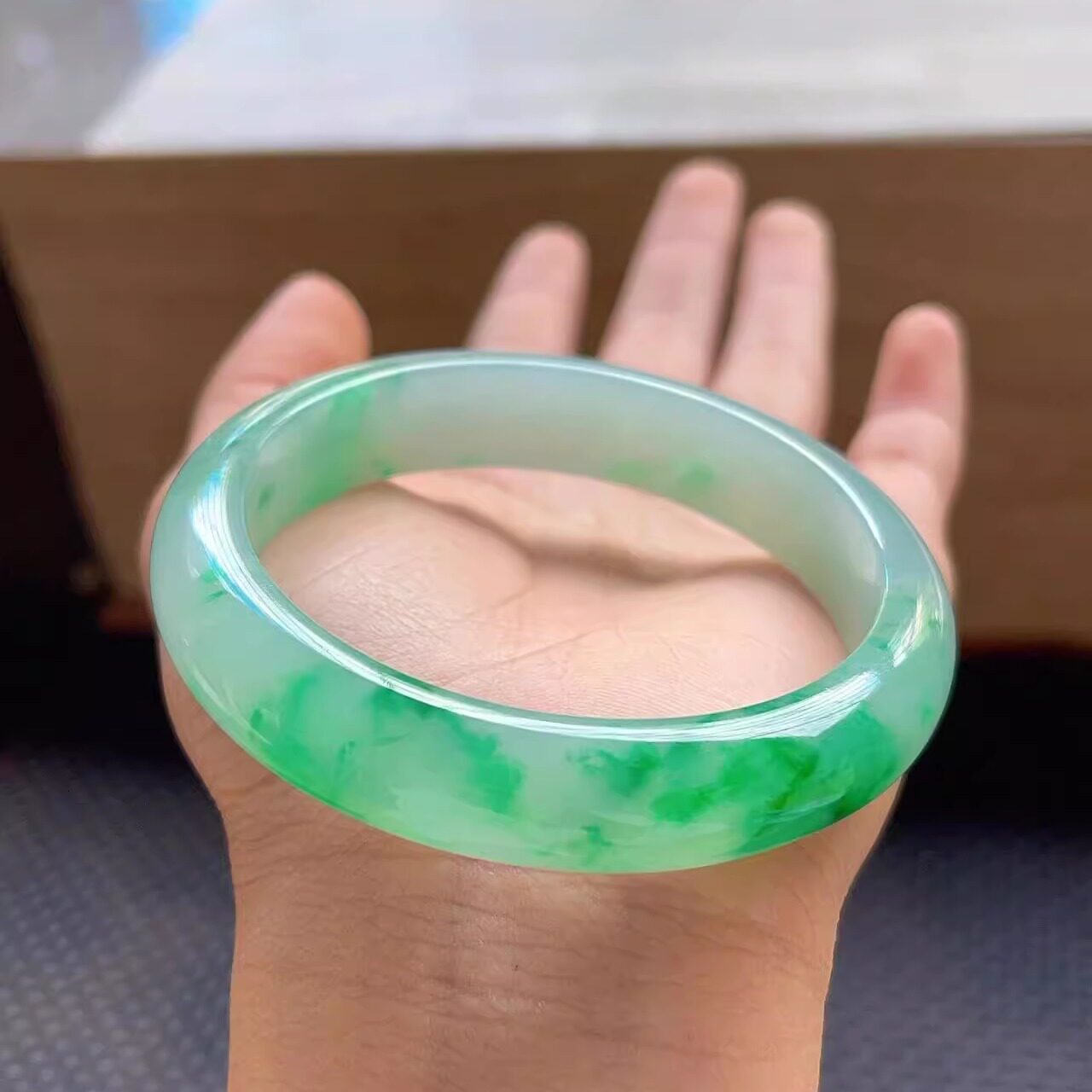 玉长情【百花系列】翡翠玉手镯
