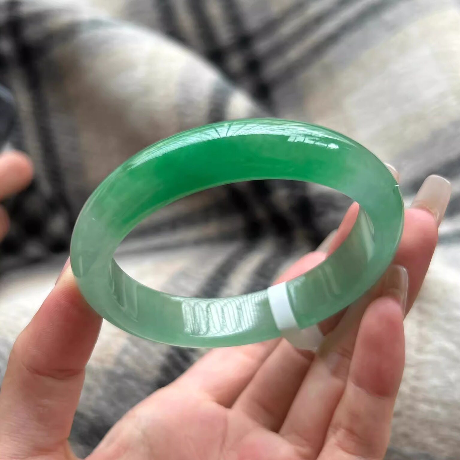 玉长情【圆月系列】缅甸半山水阳绿翡翠玉手镯女圆条冰种真玉处理