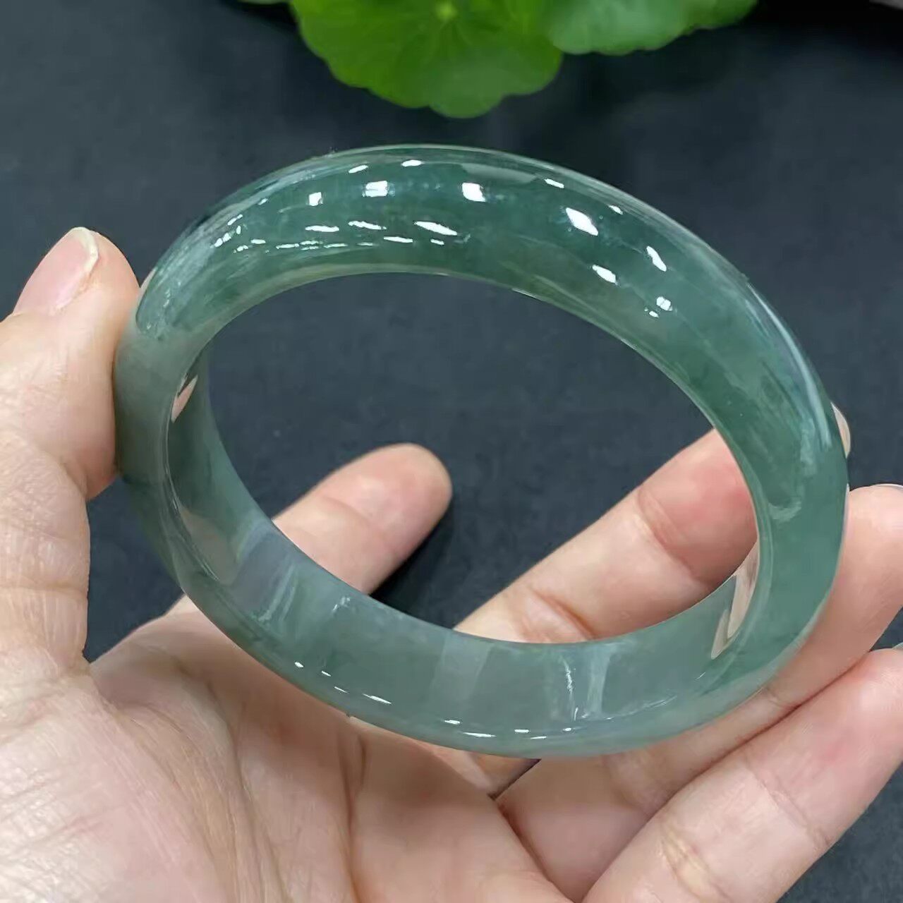 玉长情【丹青系列】翡翠玉手镯子