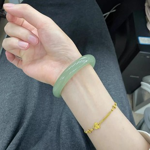 玉长情【青眸系列】高冰种和田玉青白玉平替女款冰透阿富汗玉手镯