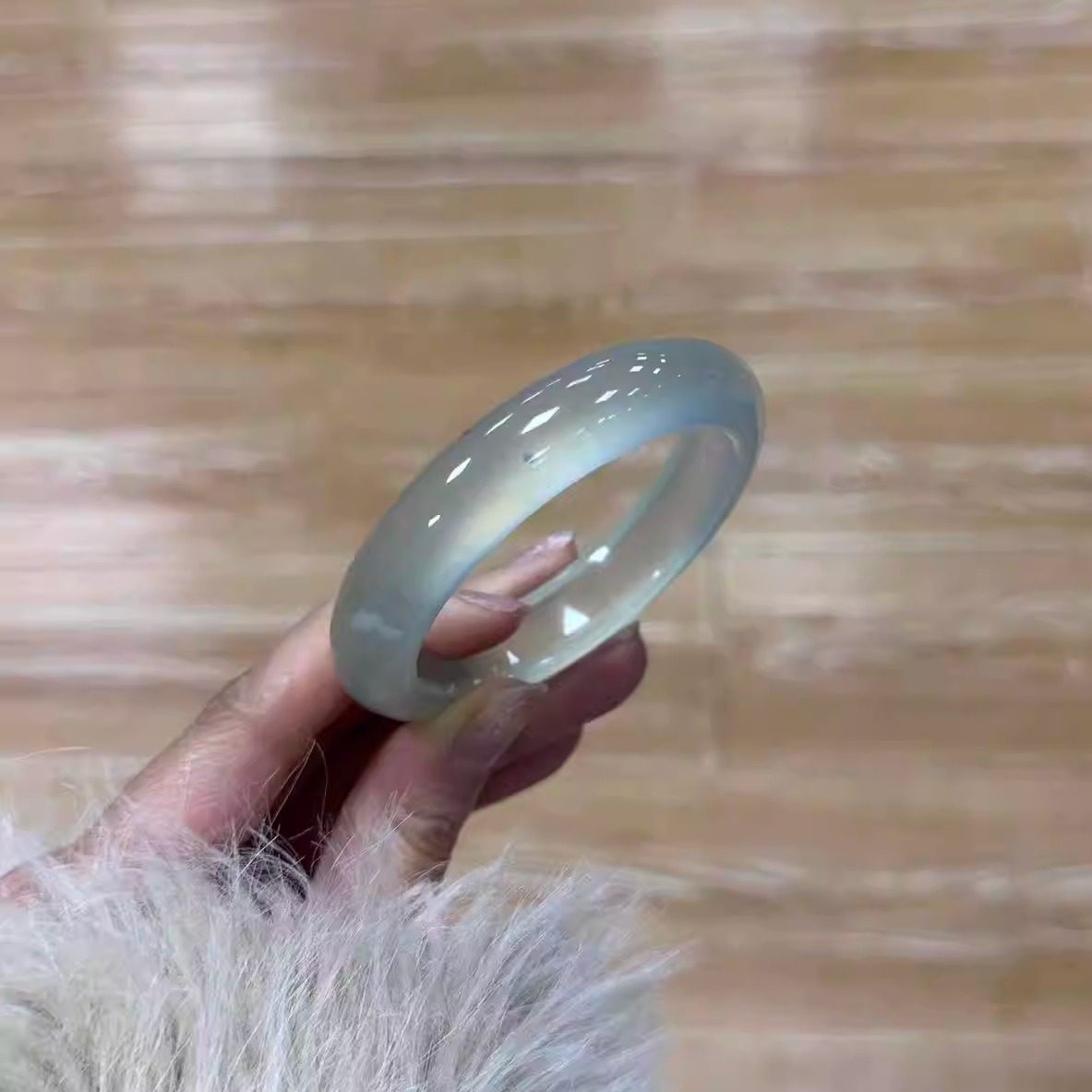 玉长情【清水系列】高端白月光玉髓玛瑙平替石英岩玉手镯子女处理