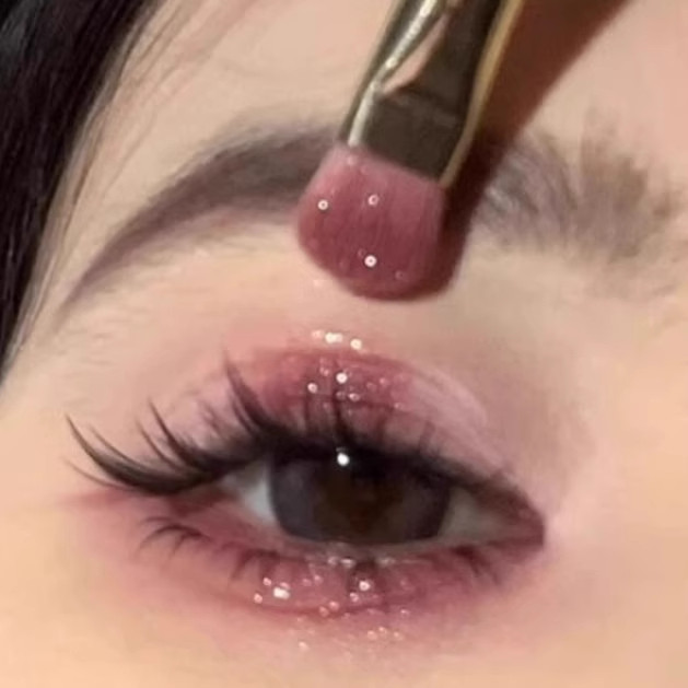 微醺红棕碎钻感眼妆!妩媚氛围感拿捏日常百搭气质粉棕12色眼影盘
