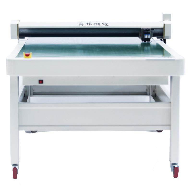 平板切割机箱包皮具纸格喷切机CAD绘图仪切割机