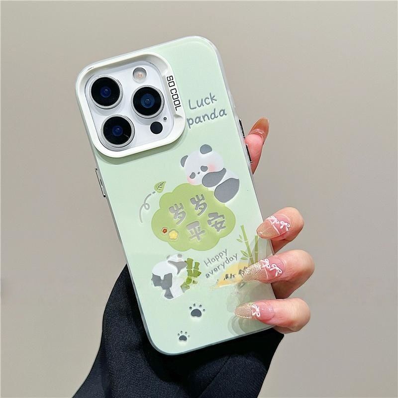 15plus岁岁平安熊猫手机壳硬iPhone13彩银12ProMax适用OPPOReno14高级感苹果16带镜面支架华为Mate70ins风s30