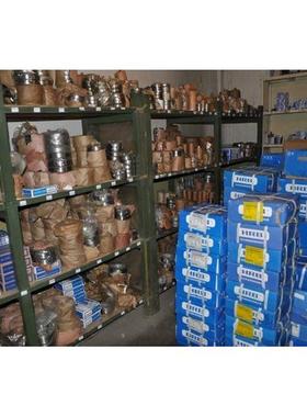 哈滨圆滚子轴承尔汽车轴H承RB30GFN221锥7221E原厂HRB轴承