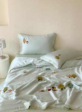 在耳朵款式卡通毛巾绣花儿童夏季凉爽被子60S蓝精天丝空调被子水