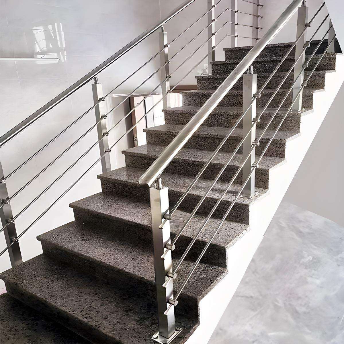 楼梯扶手护栏简约现代自装不锈钢拉丝立柱栏杆室内外家用阳台栏杆