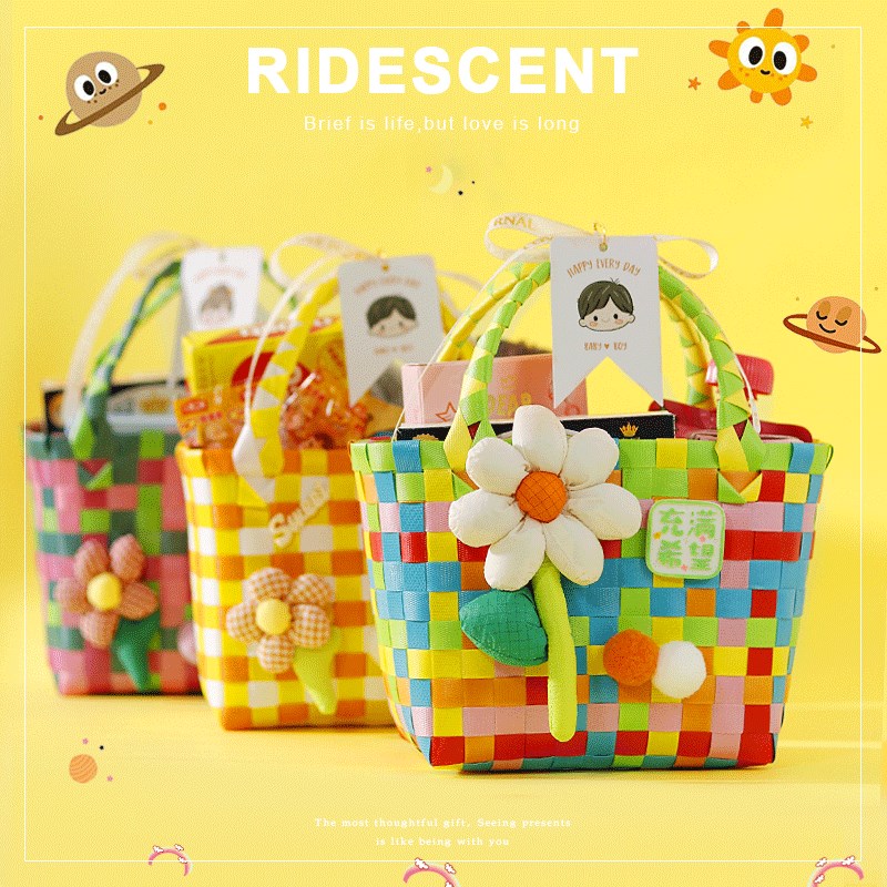 宝宝宴儿童满月生日伴手礼零食可爱小朋友回礼幼儿园周岁十岁礼盒