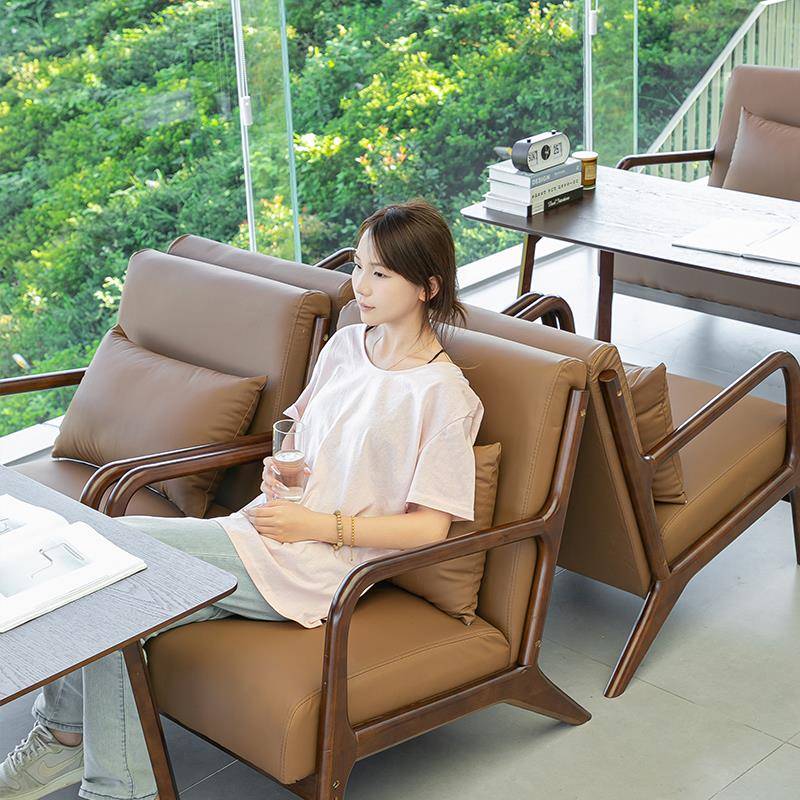 连锁奶茶店桌椅组合咖啡店馆休闲区实木沙发咖啡厅椅子阅读区卡座