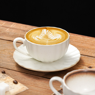 家用餐厅简约陶瓷拉花杯子下午茶杯 复古花边咖啡杯碟套装