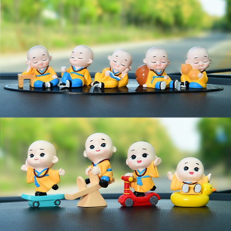新品小和尚汽车摆件禅意车载小摆件树脂工艺品沙弥中控台卡通装饰