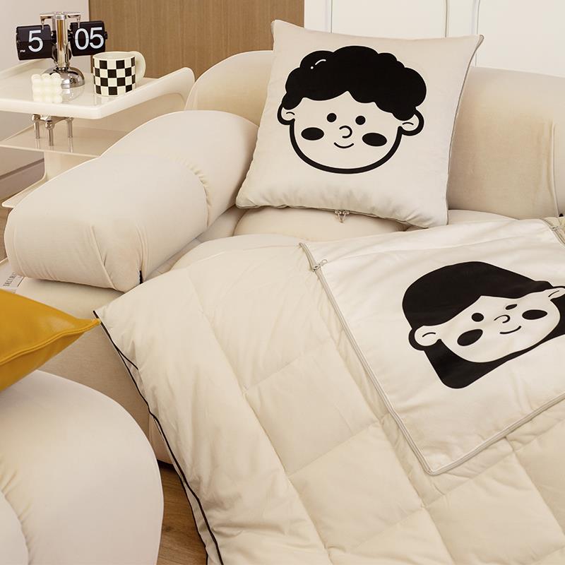 天生一对抱枕被子两用二合一车用夏季多功能折叠加厚午睡抱枕毯