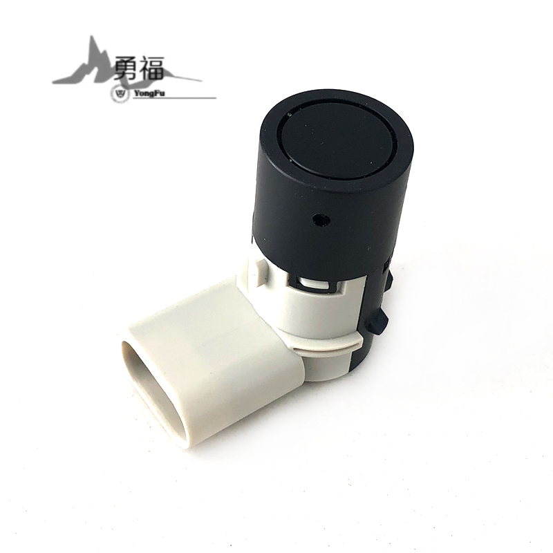 倒车雷达甲壳虫A6L前后杠雷达