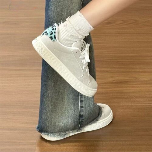 春秋高级感校园风低帮小众面包鞋