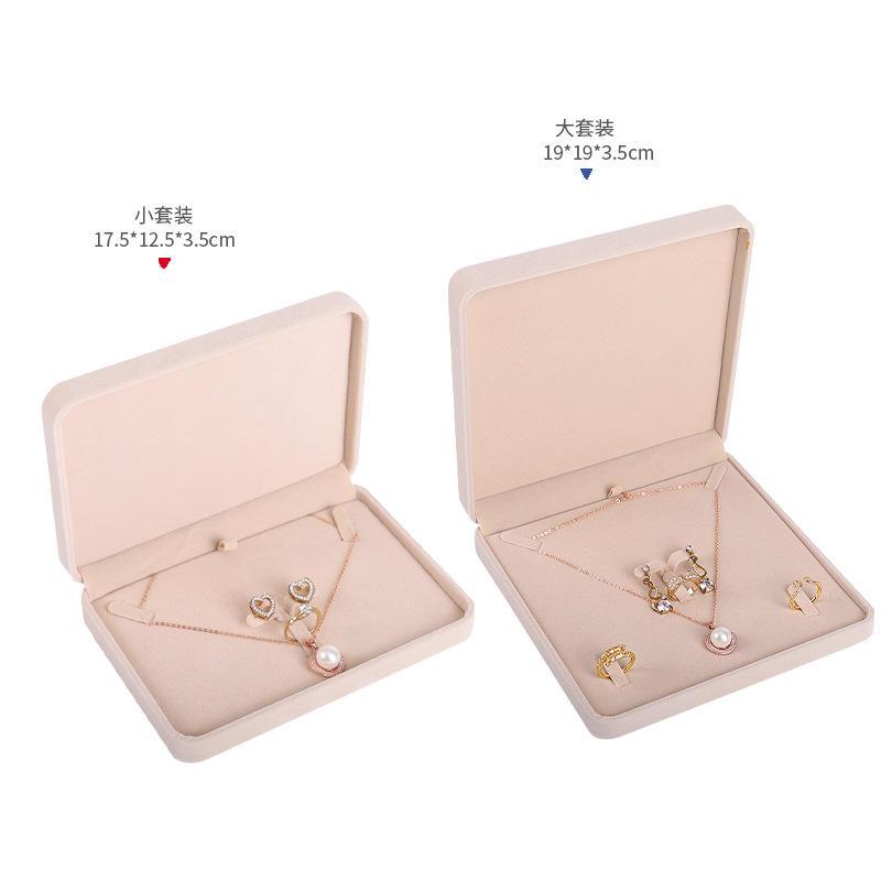 圆角绒布首饰盒子戒指项链包装盒耳钉手镯手链收纳展示礼爆款