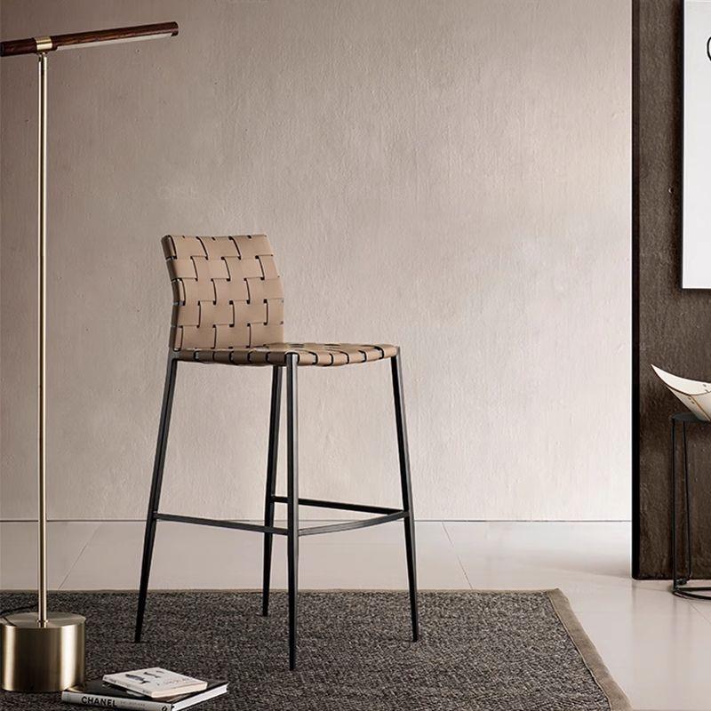 意式马鞍皮设计师吧台椅现代简约家用餐厅高脚凳岛台椅靠背编织椅