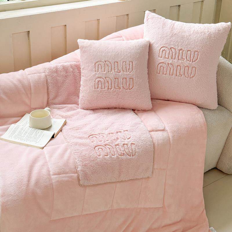 糯叽叽牛奶绒抱枕被子两用二合一午睡毯子多功能枕头被车载靠垫枕