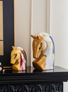 高端欧式饰品，创意家居创意马头无障碍豪华客厅电视柜展示柜陶瓷