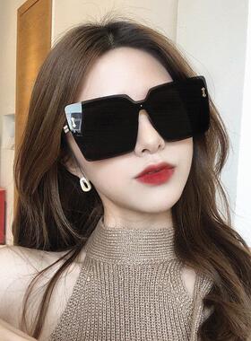 方形超大框太阳眼镜2020新款潮女网红百搭黑色遮脸眼镜偏光开 车