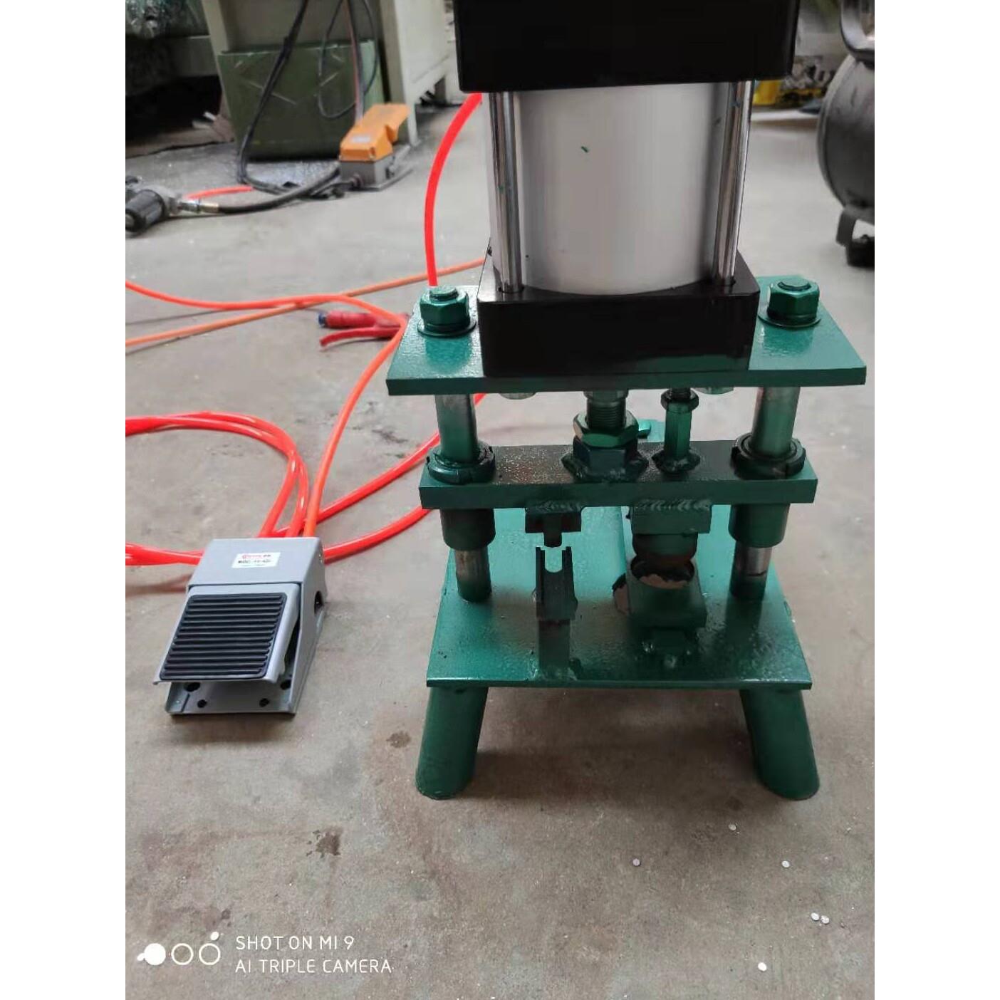 晶钢门拉手铰链二合一冲孔机 打孔器 整体橱柜晶钢门铝材 气泵气