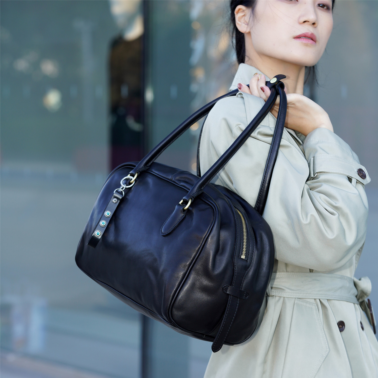 WANYEAH黑色真皮波士顿腋下包