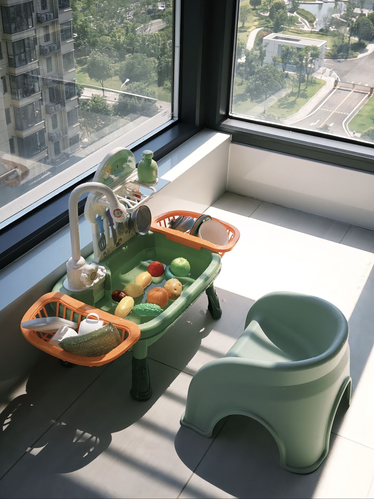 过家家玩具儿童洗碗机水龙头循环出水厨房玩具宝宝洗菜盆洗碗池